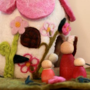 FFA-Fairy-House-pink-closeup